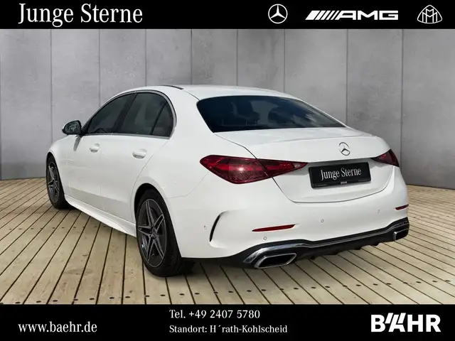 Mercedes-Benz C Class view 3