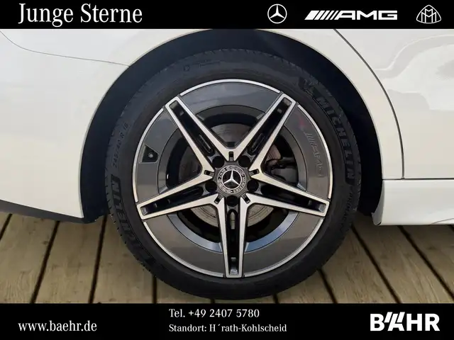 Mercedes-Benz C-Class view 6