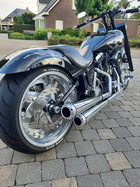 Harley-Davidson Softail - foto 8