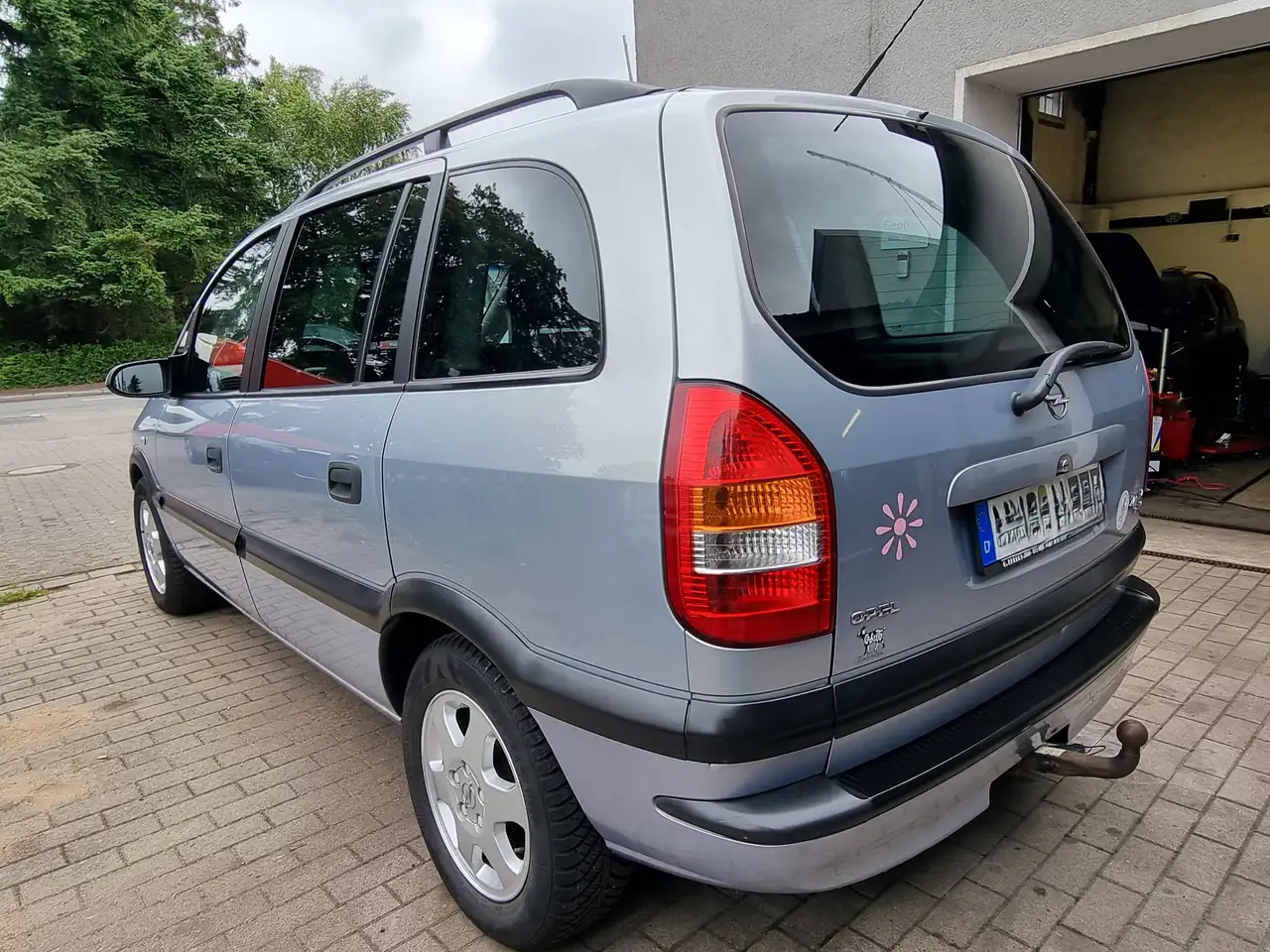 Opel Zafira 1.8 16V Elegance, foto 4