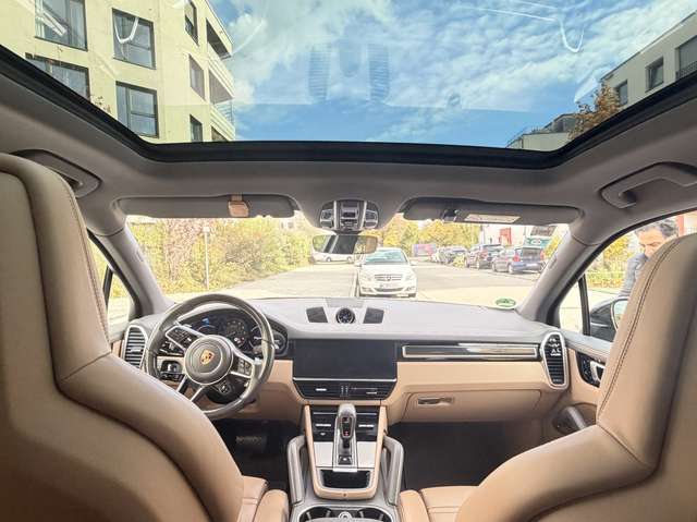 Porsche Cayenne E-Hybrid Tiptronic