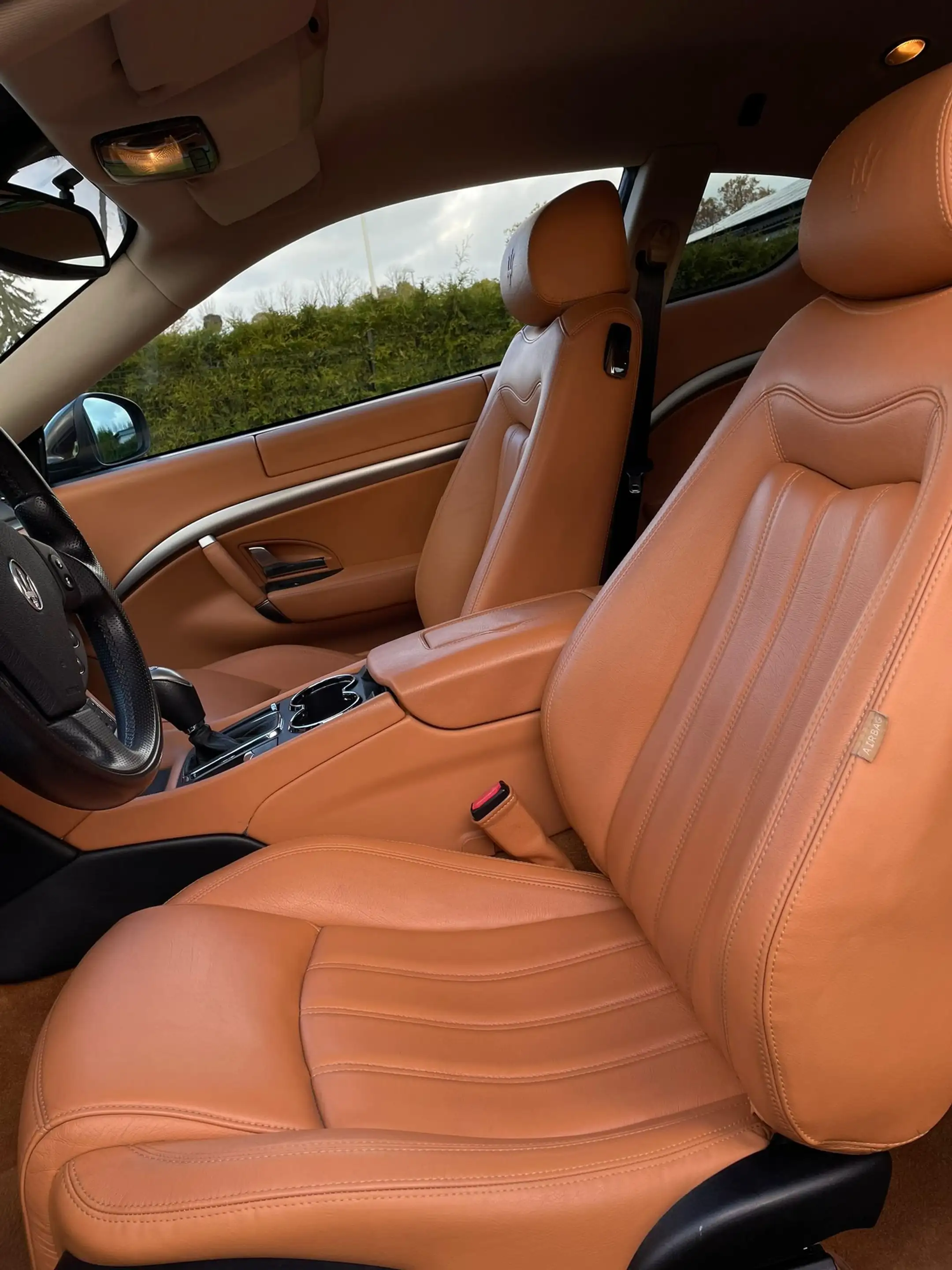 Maserati GranTurismo S Automatik — photo 10