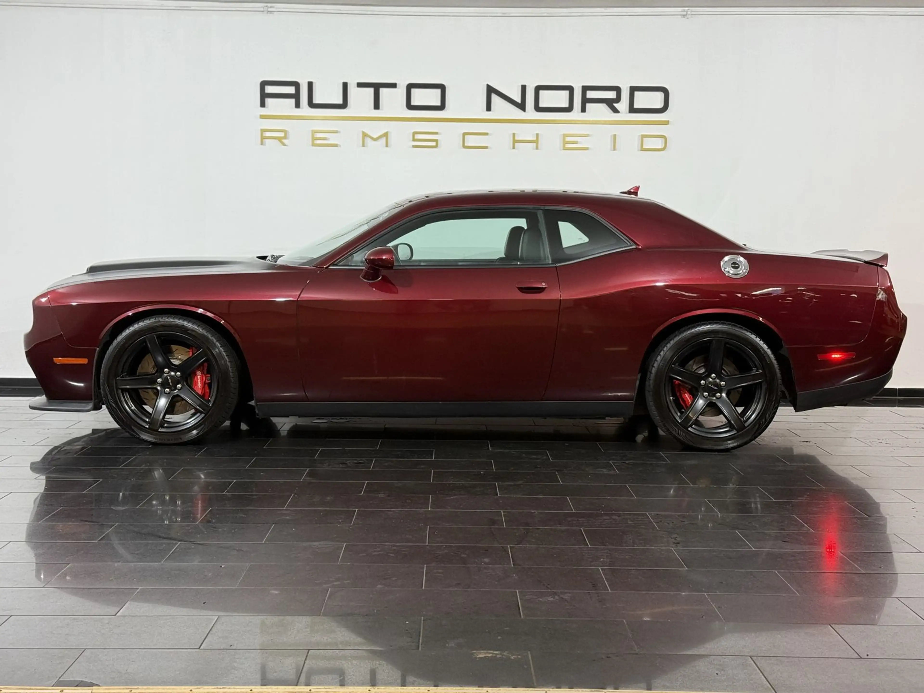 Dodge Challenger 6.4 Hemi *Kamera*Harman*Navi*Prins* — photo 10