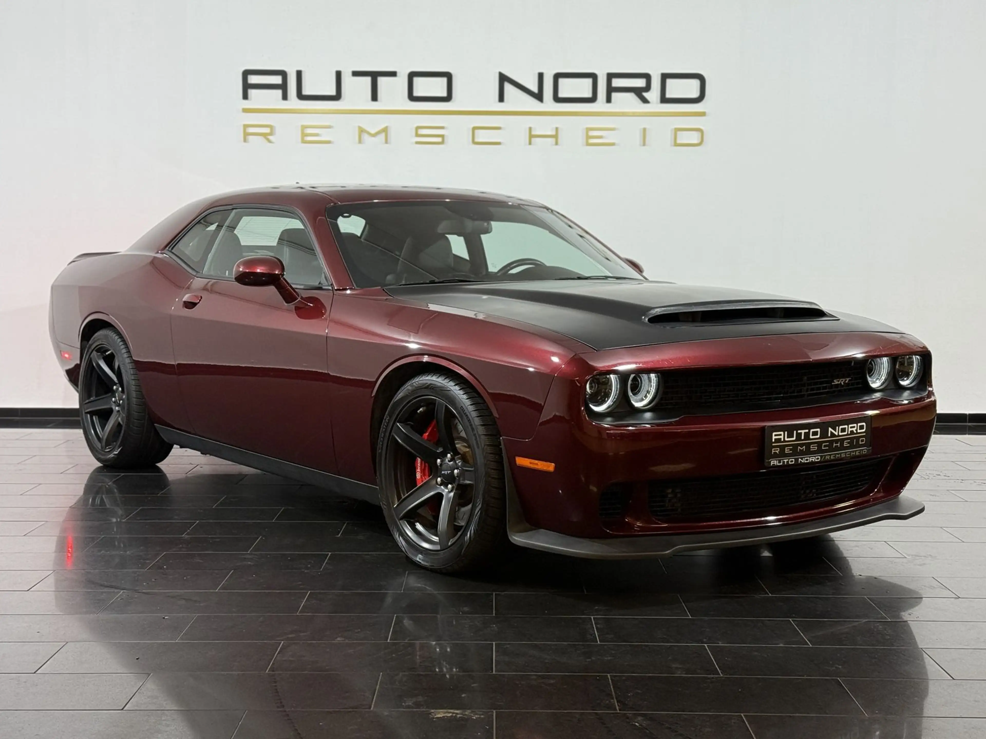 Dodge Challenger 6.4 Hemi *Kamera*Harman*Navi*Prins* — photo 4