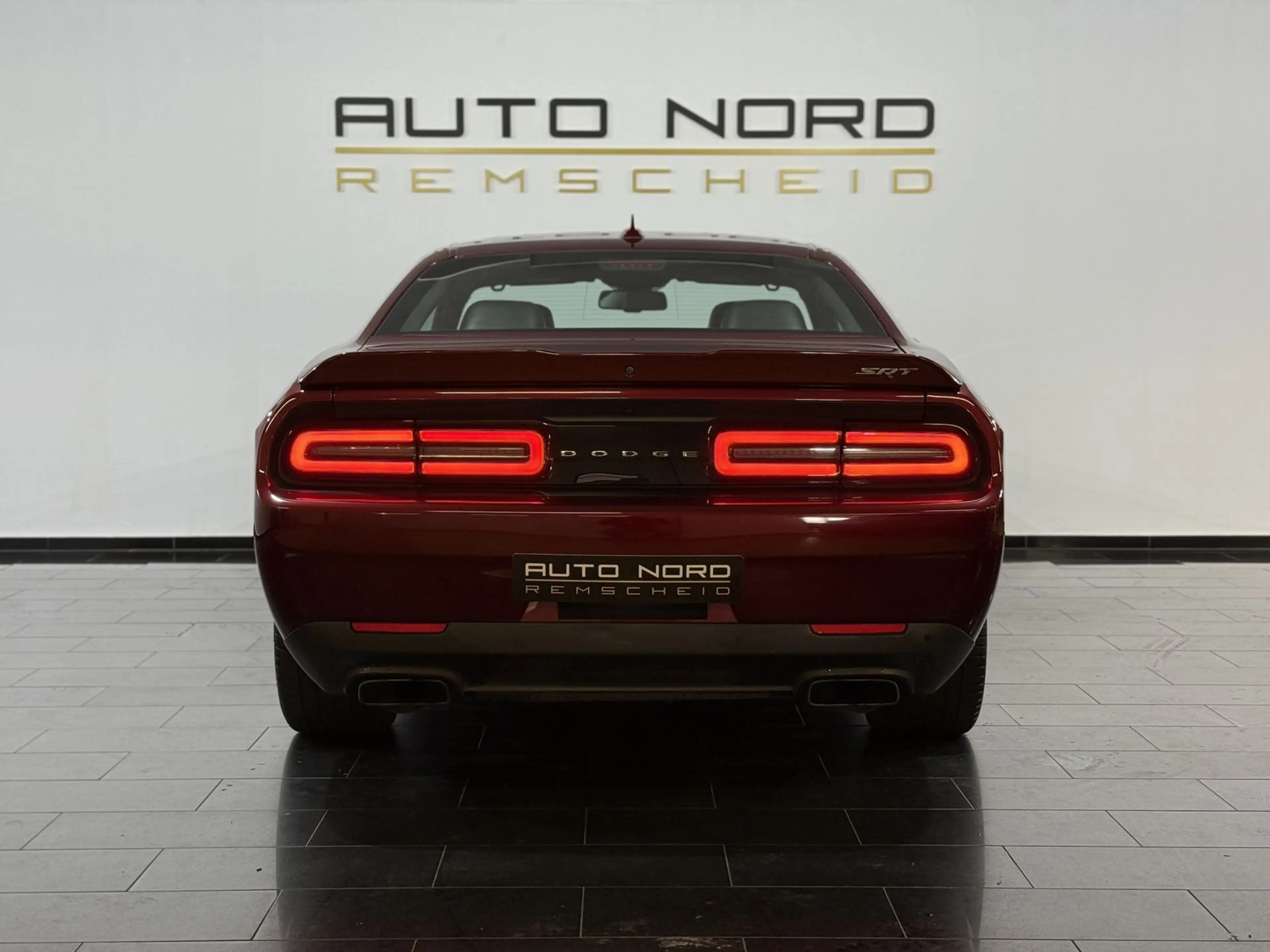 Dodge Challenger 6.4 Hemi *Kamera*Harman*Navi*Prins* — photo 8