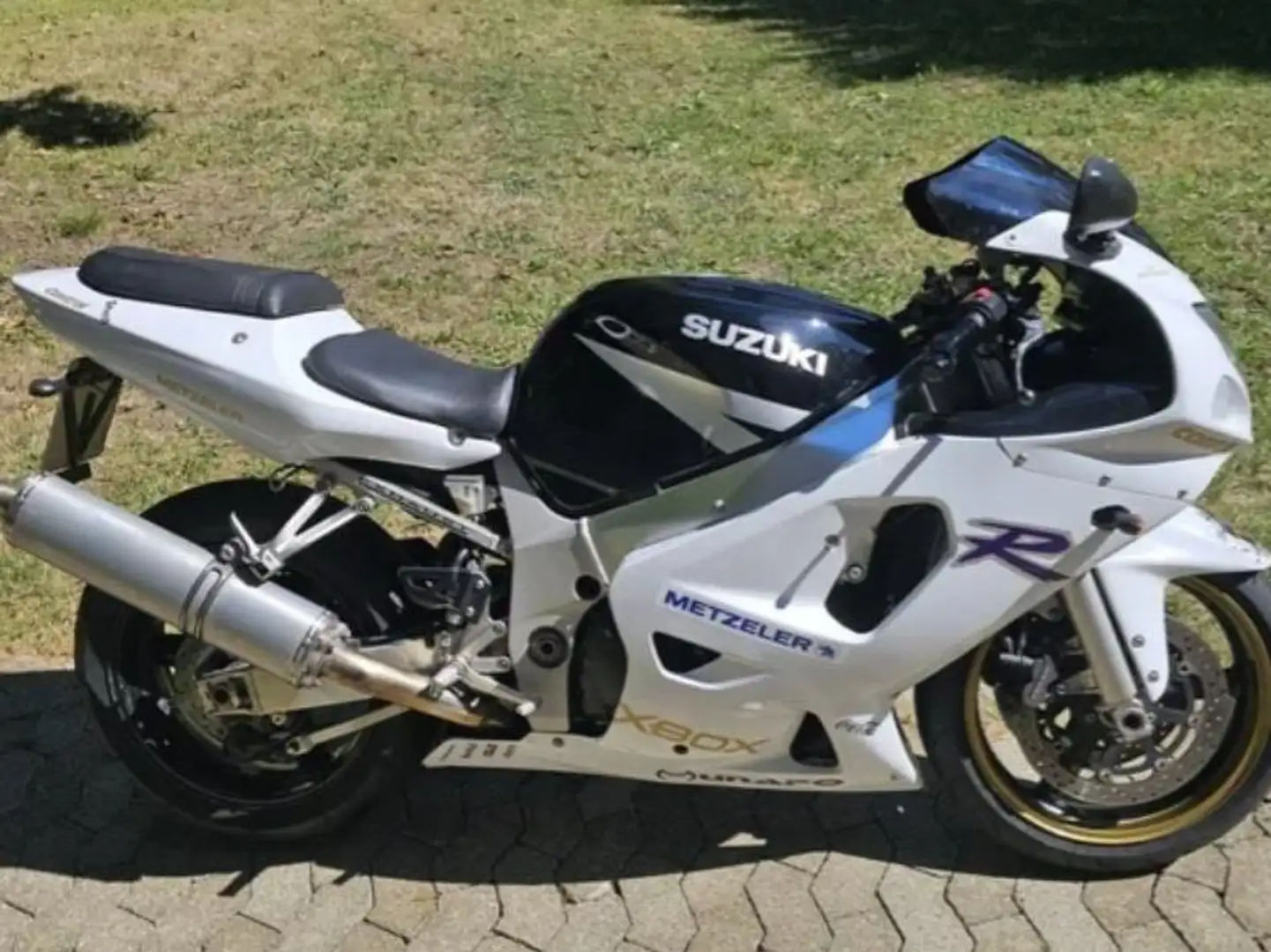 Suzuki GSX-R 600 Alb - 2