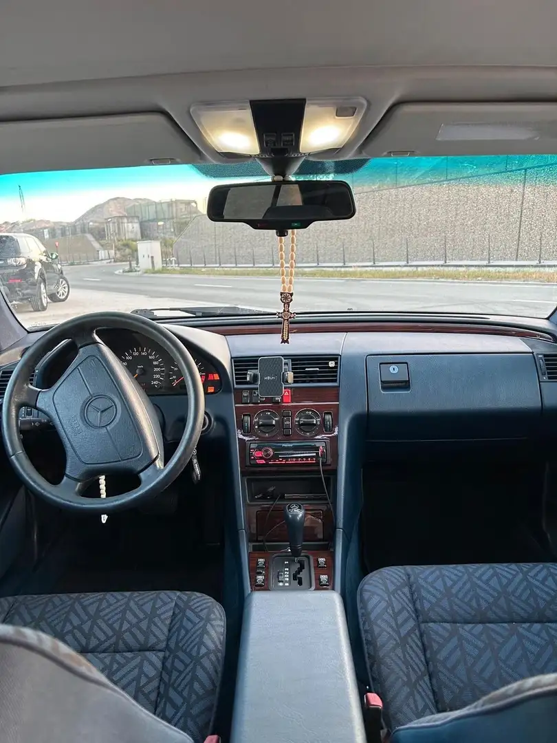Mercedes-Benz C 180 C 180Elegance - 2