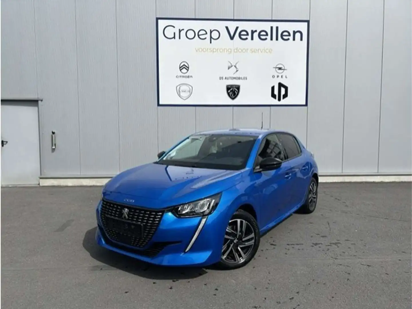PEUGEOT 208