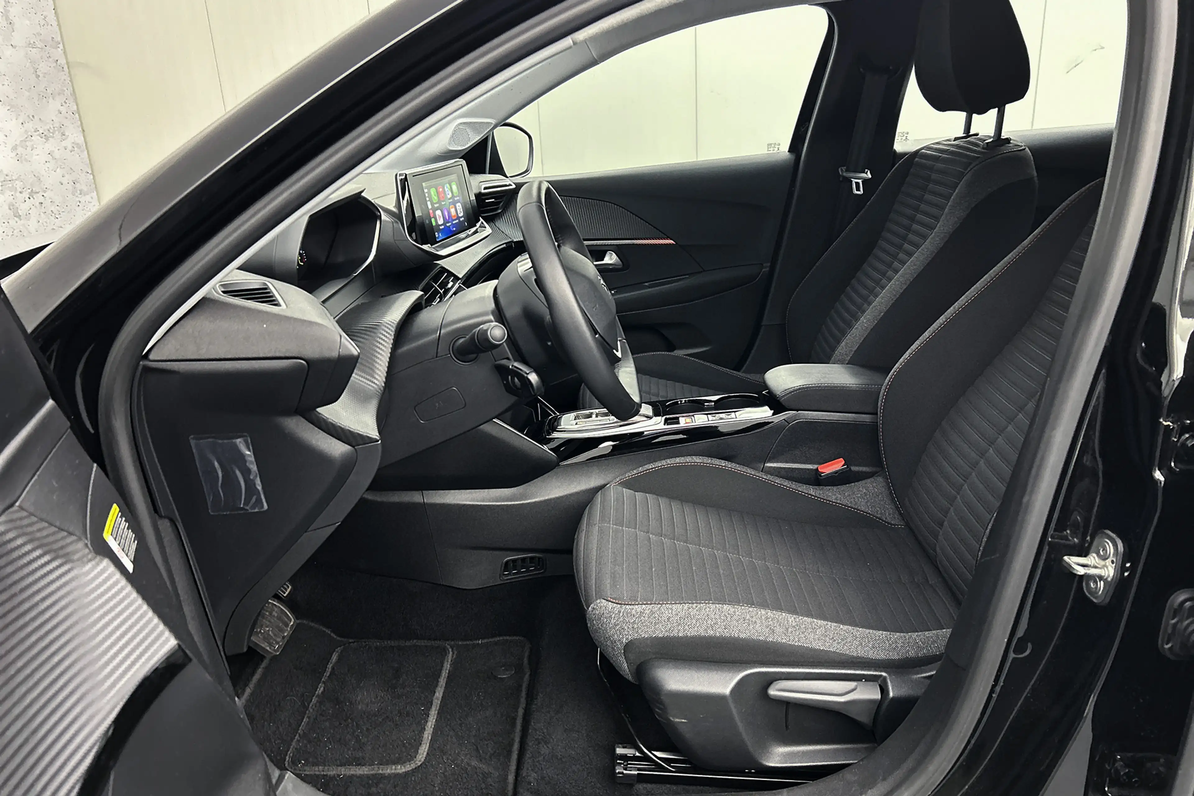 Peugeot e-208 EV Active 50 kWh | Apple Carplay | Cruise control — photo 28