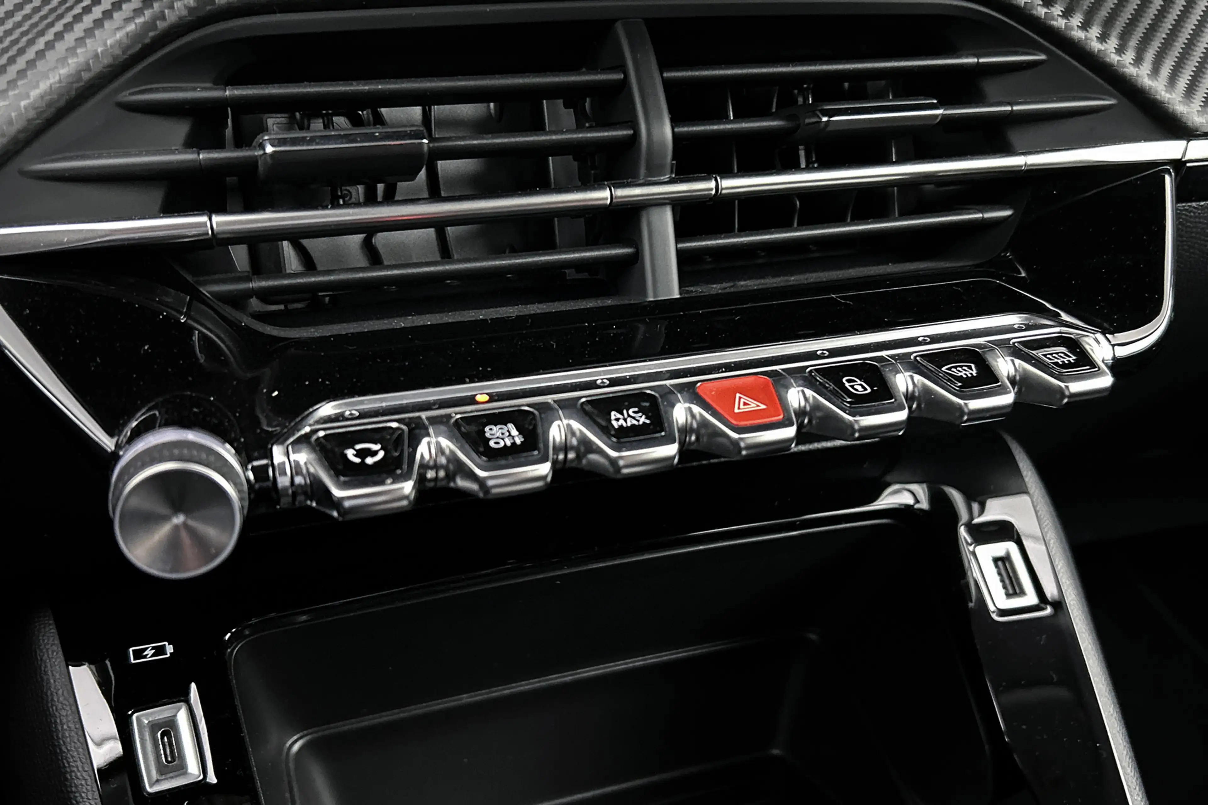 Peugeot e-208 EV Active 50 kWh | Apple Carplay | Cruise control — photo 19