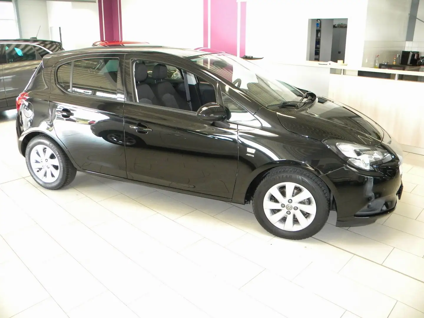 Opel Corsa E Active ecoFlex Schwarz - 2