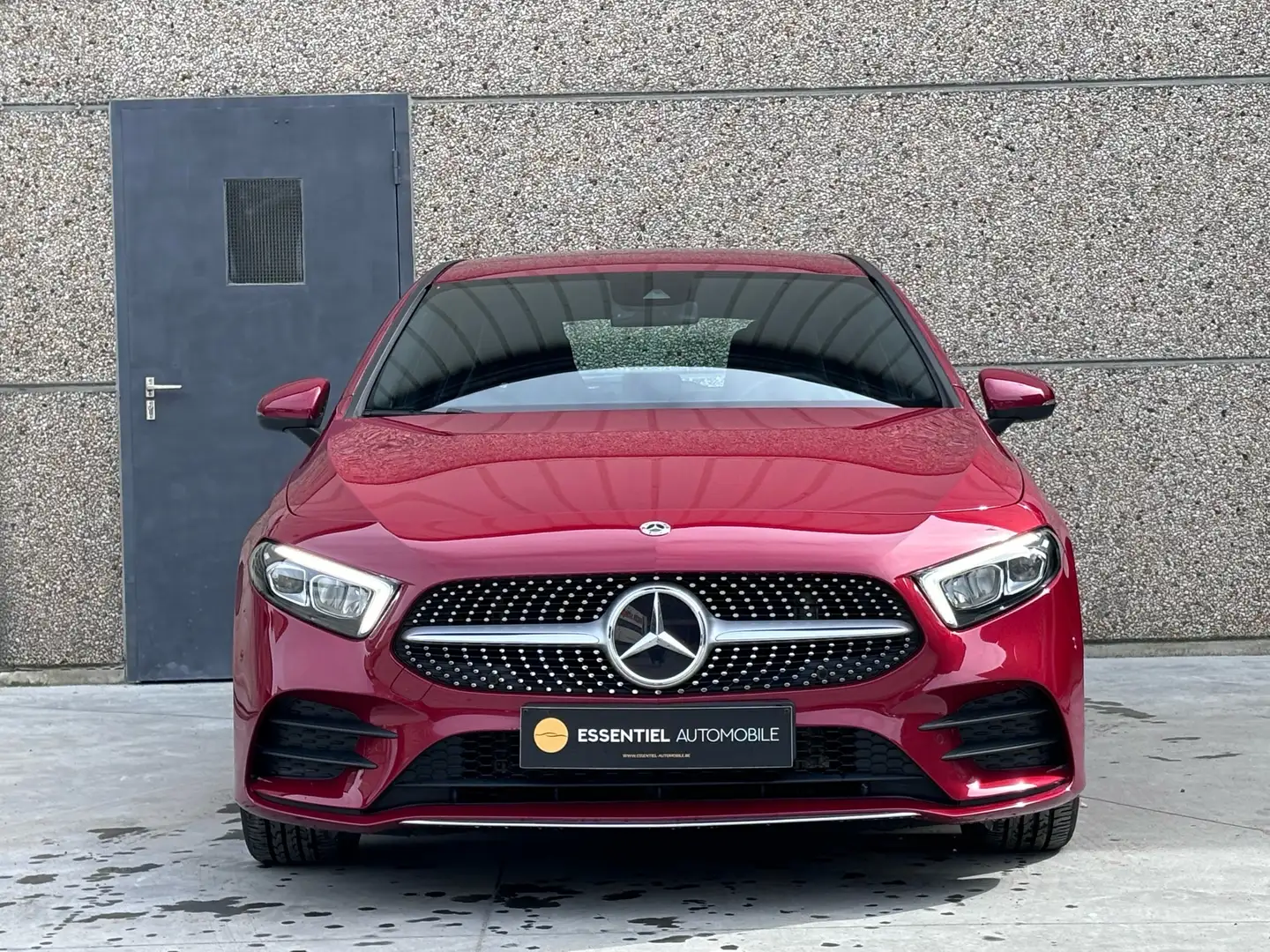 Mercedes-Benz A 180 AMG Line - Eclairage intérieur 30 couleurs Rouge - 2