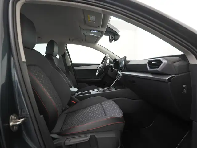 Seat Leon view 3