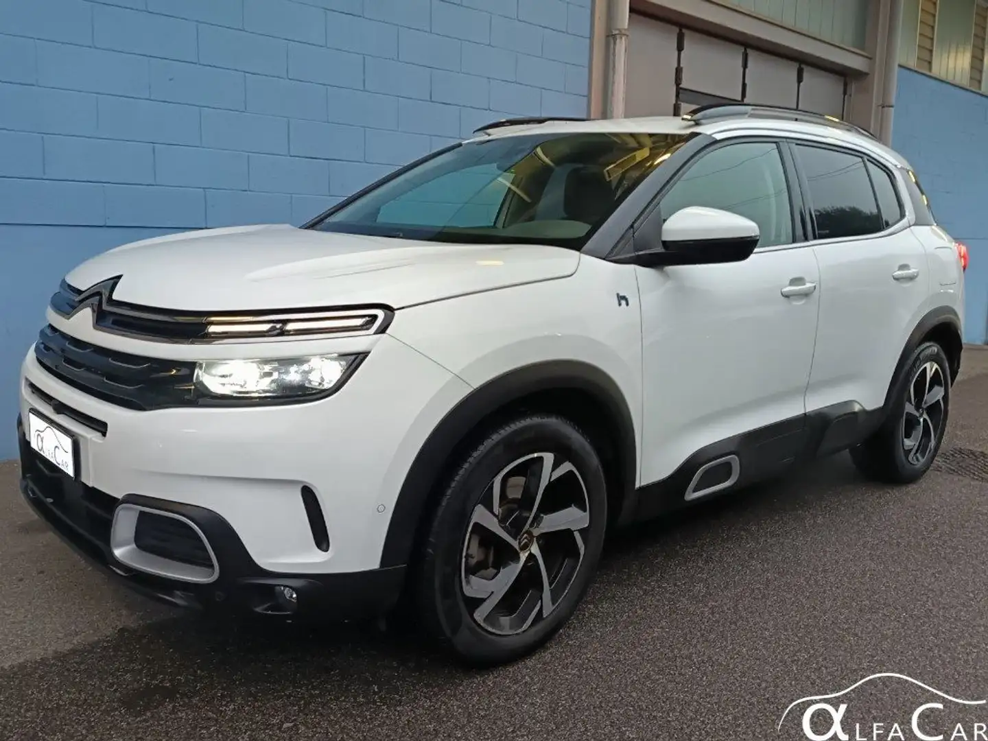 Citroen C5 Aircross Hybrid 225 e-EAT8 Shine Bianco - 1