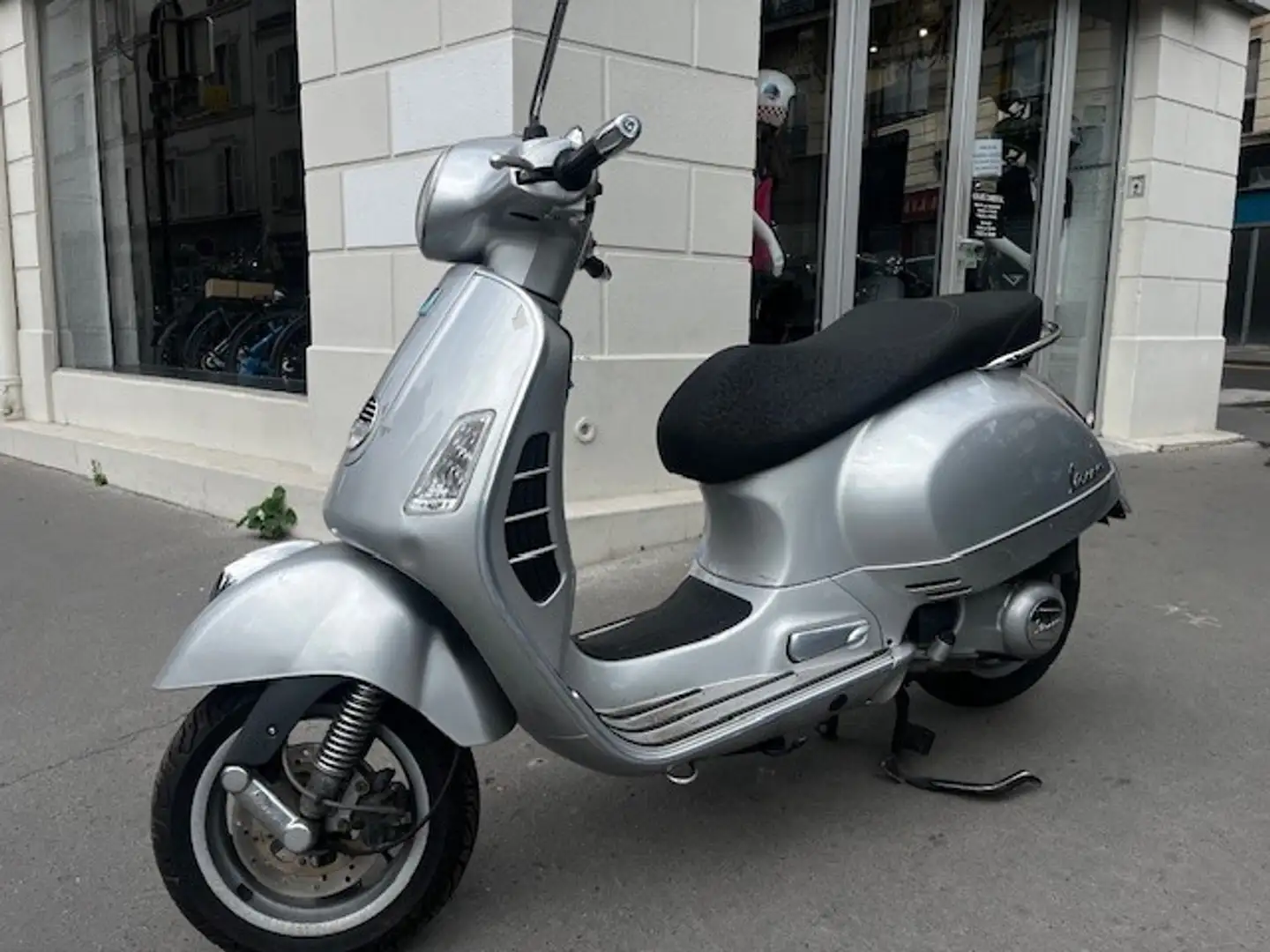 Vespa 125 Grau - 2