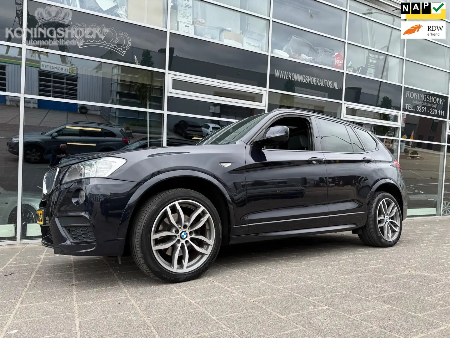 BMW X3 XDrive20d M Sport High Executive Zwart - 1