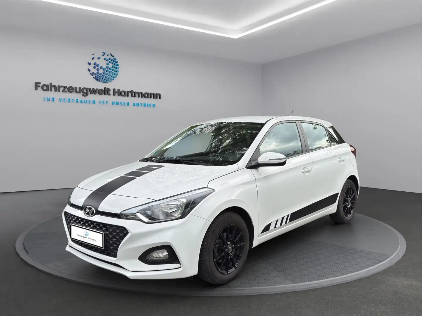 Hyundai i20 *1.Hand*Scheckheft*55.145km*Alufelgen*Klima* Weiß - 1