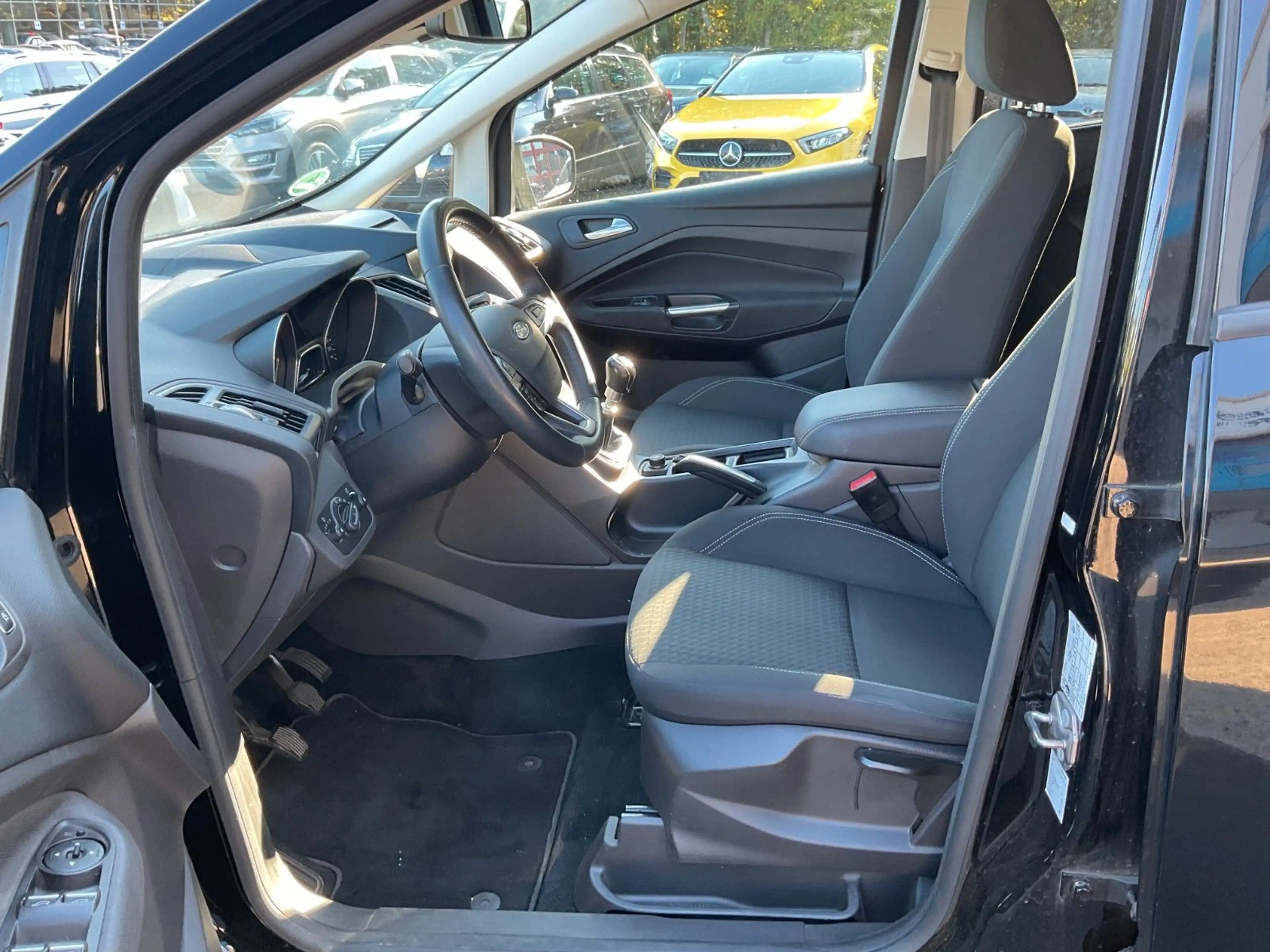 Ford C-Max 1.5 Navi Klima Kamera Tempomat — photo 9