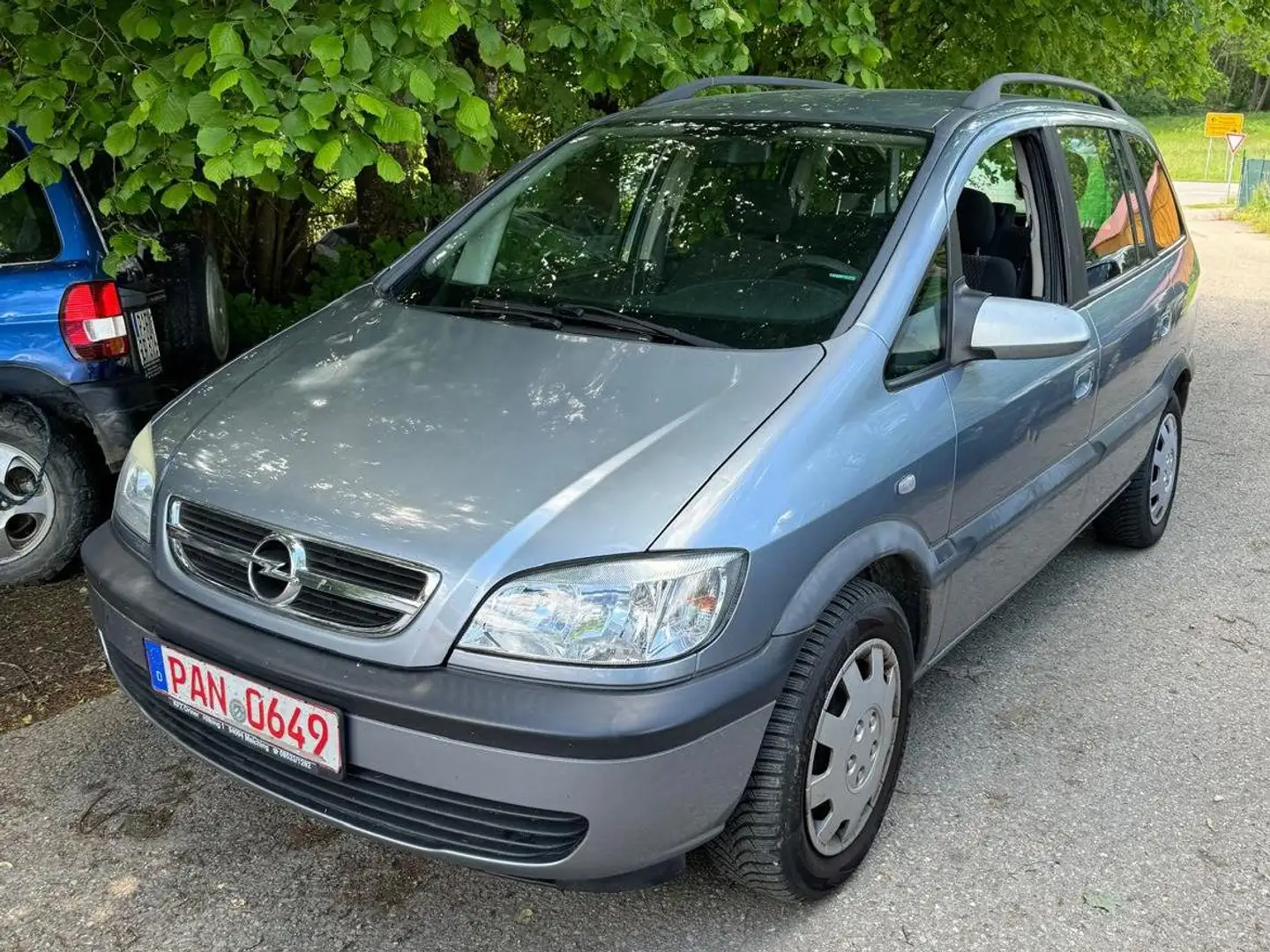 Opel Zafira 1.8 Silber - 1