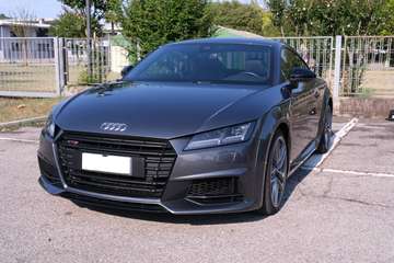 TTS Coupe 2.0 tfsi quattro s-tronic 4X4