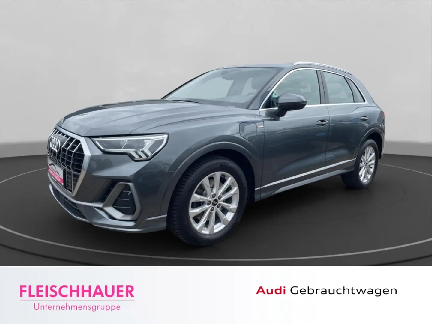 Audi Q3 45 TFSI e S line  ACC VC RFK LED SHZ Sound smartph Grau - 1