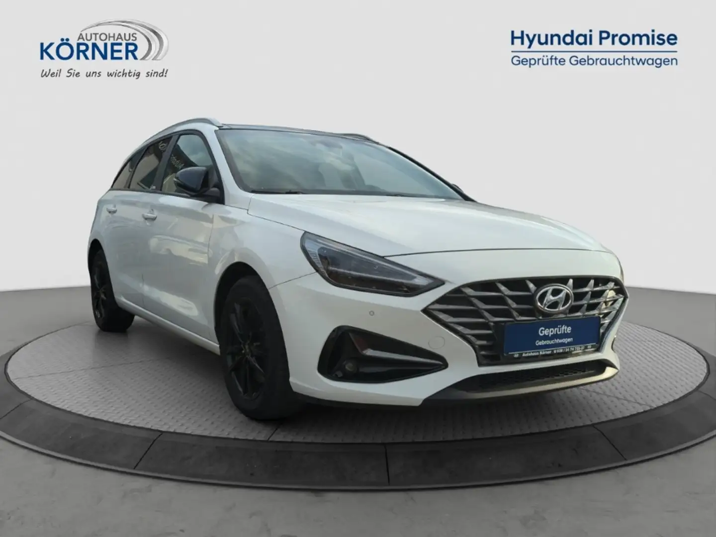 Hyundai i30 INTRO 1.6 CRDi 7-DCT *PANO*NAVI*SHZ*LED* Білий - 1