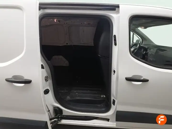 Citroën Berlingo 2021, foto 19