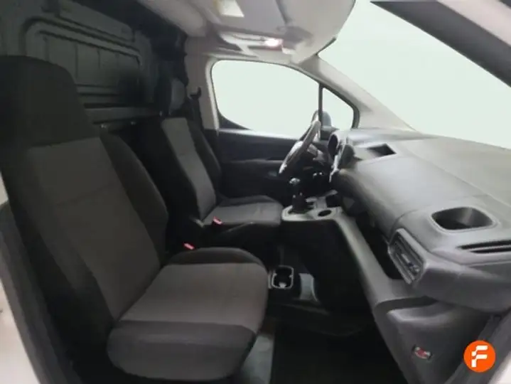 Citroën Berlingo 2021, foto 17