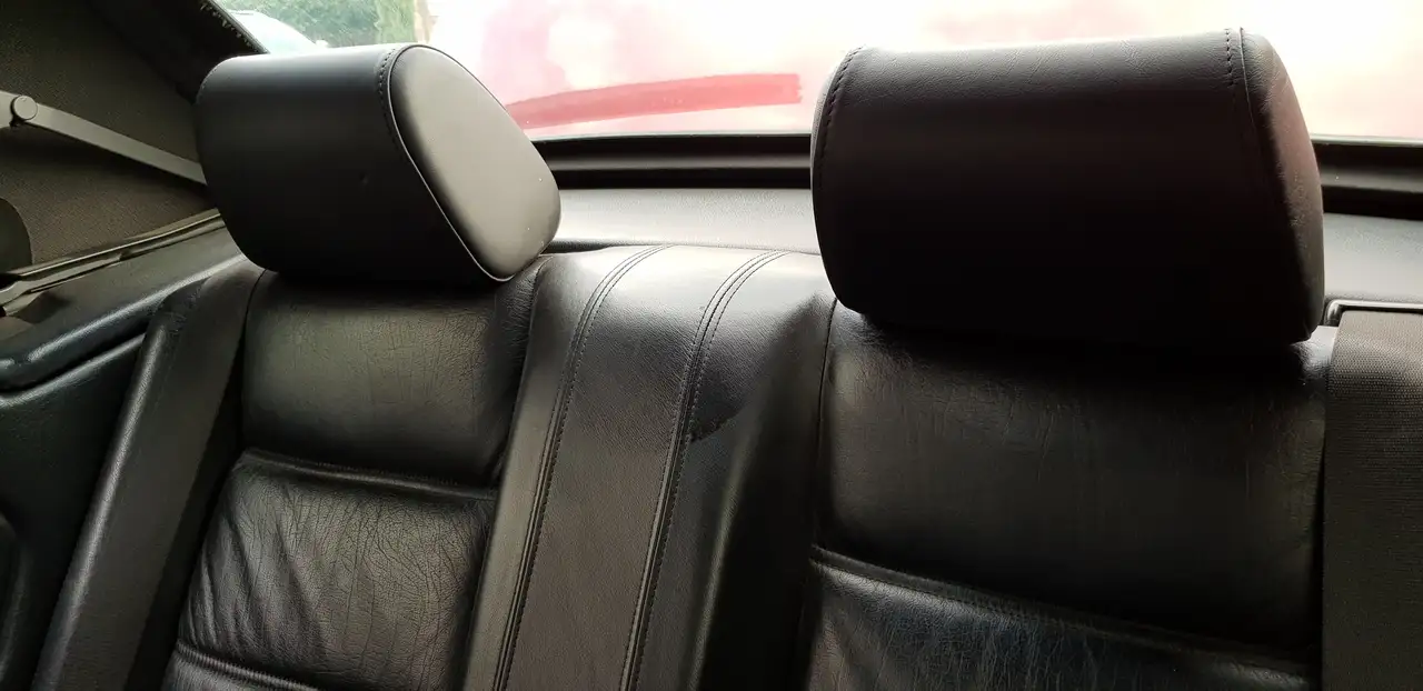 BMW 320i, foto 6