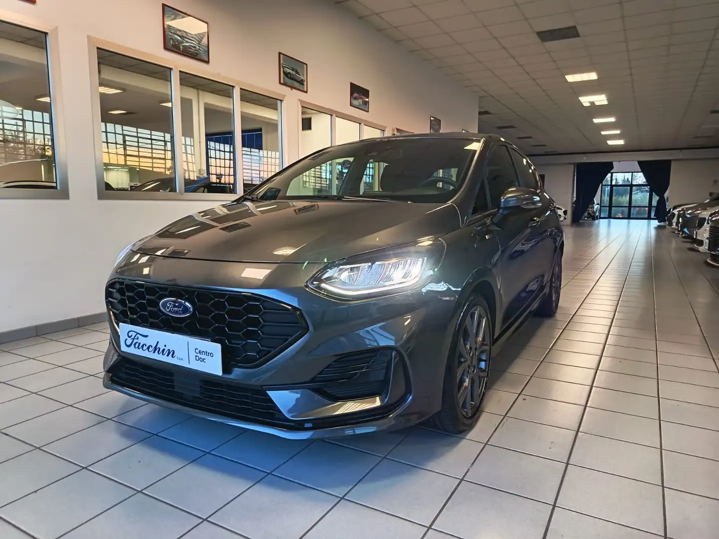 Ford Fiesta 1.0 Ecoboost Hybrid 125cv ST-Line Grigio - 1