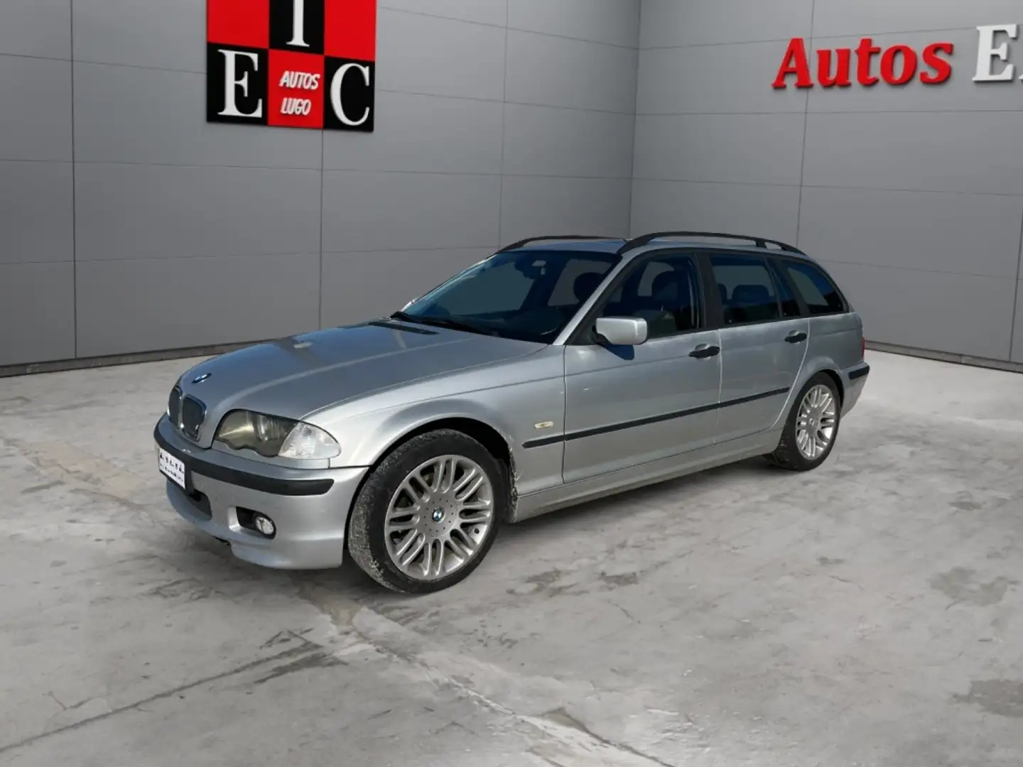 BMW 320 320d Touring Plateado - 1