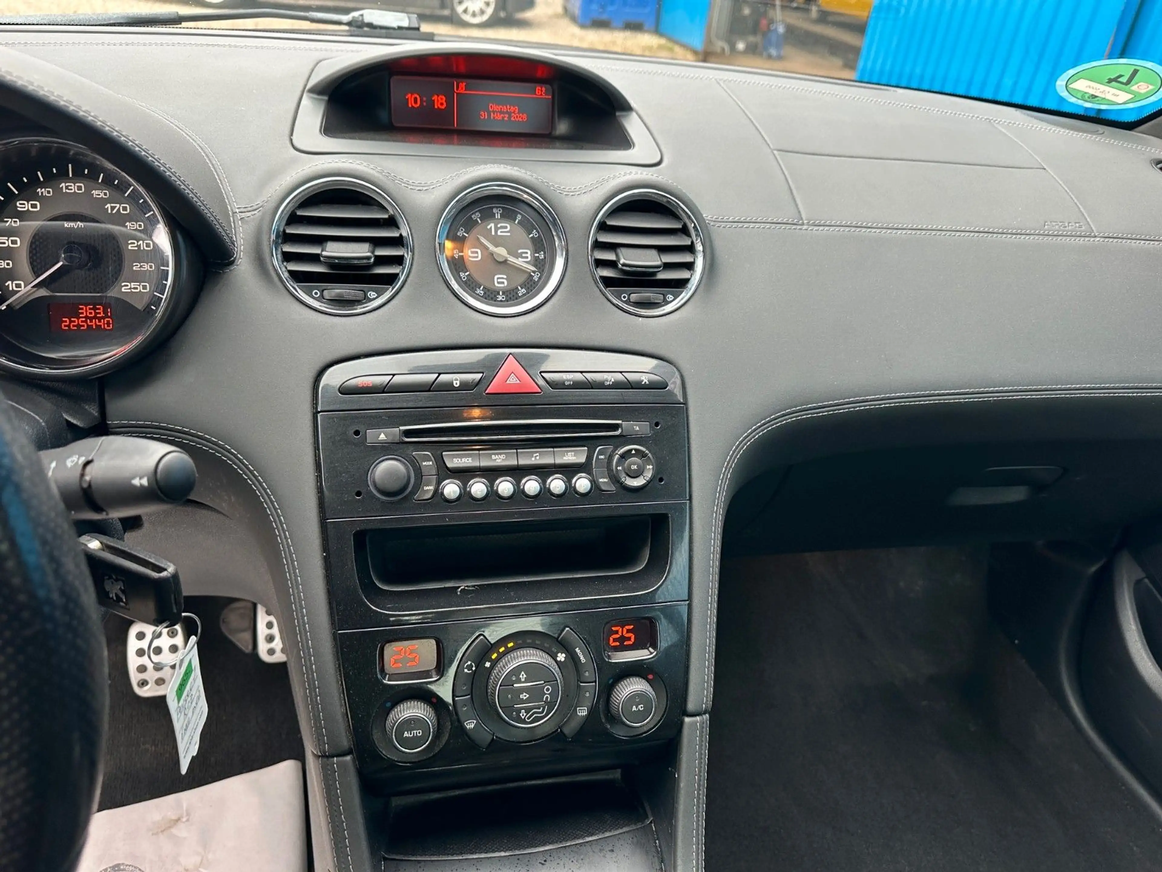 Peugeot RCZ Basis**Allwetter*PDC**1.HAND** — photo 13