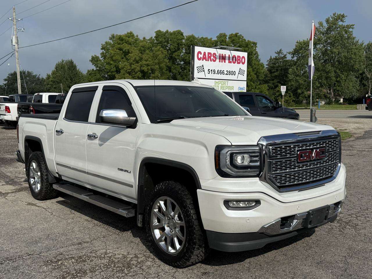 2017 GMC Sierra 1500 4WD CREW CAB 143.5 DENALI