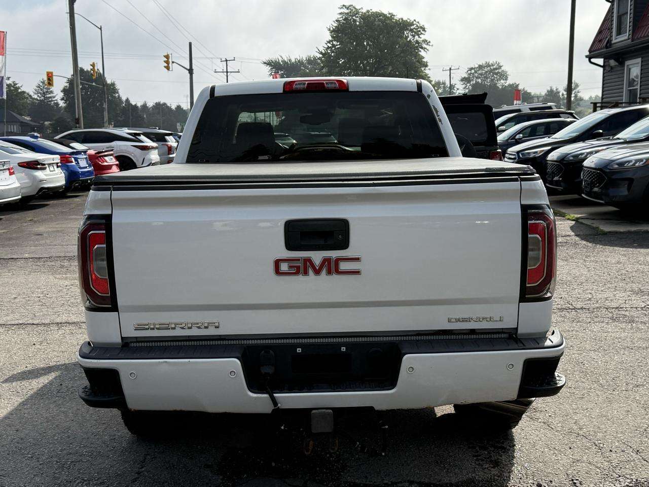 2017 GMC Sierra 1500 4WD CREW CAB 143.5 DENALI — снимка 1