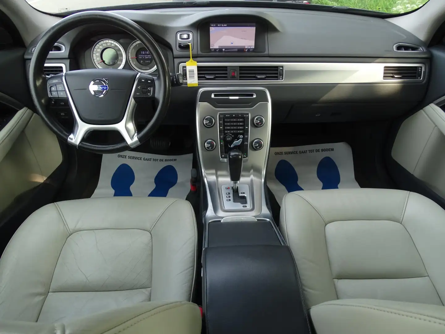 Volvo V70 1.6 T4 Limited Edition - PANORAMA - AUTOMAAT - STO Gris - 2