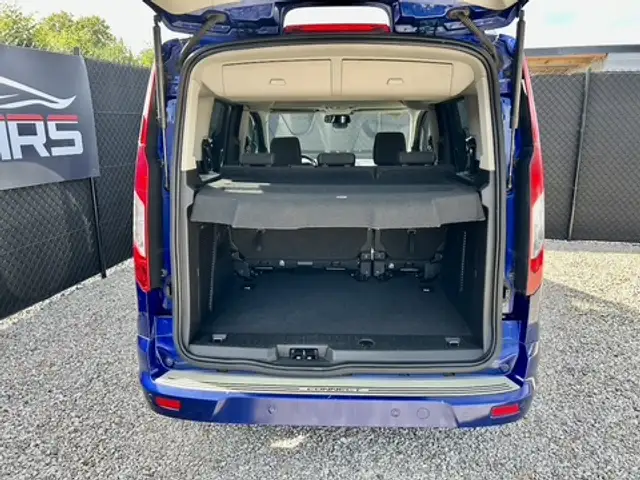 Ford Tourneo Connect view 10