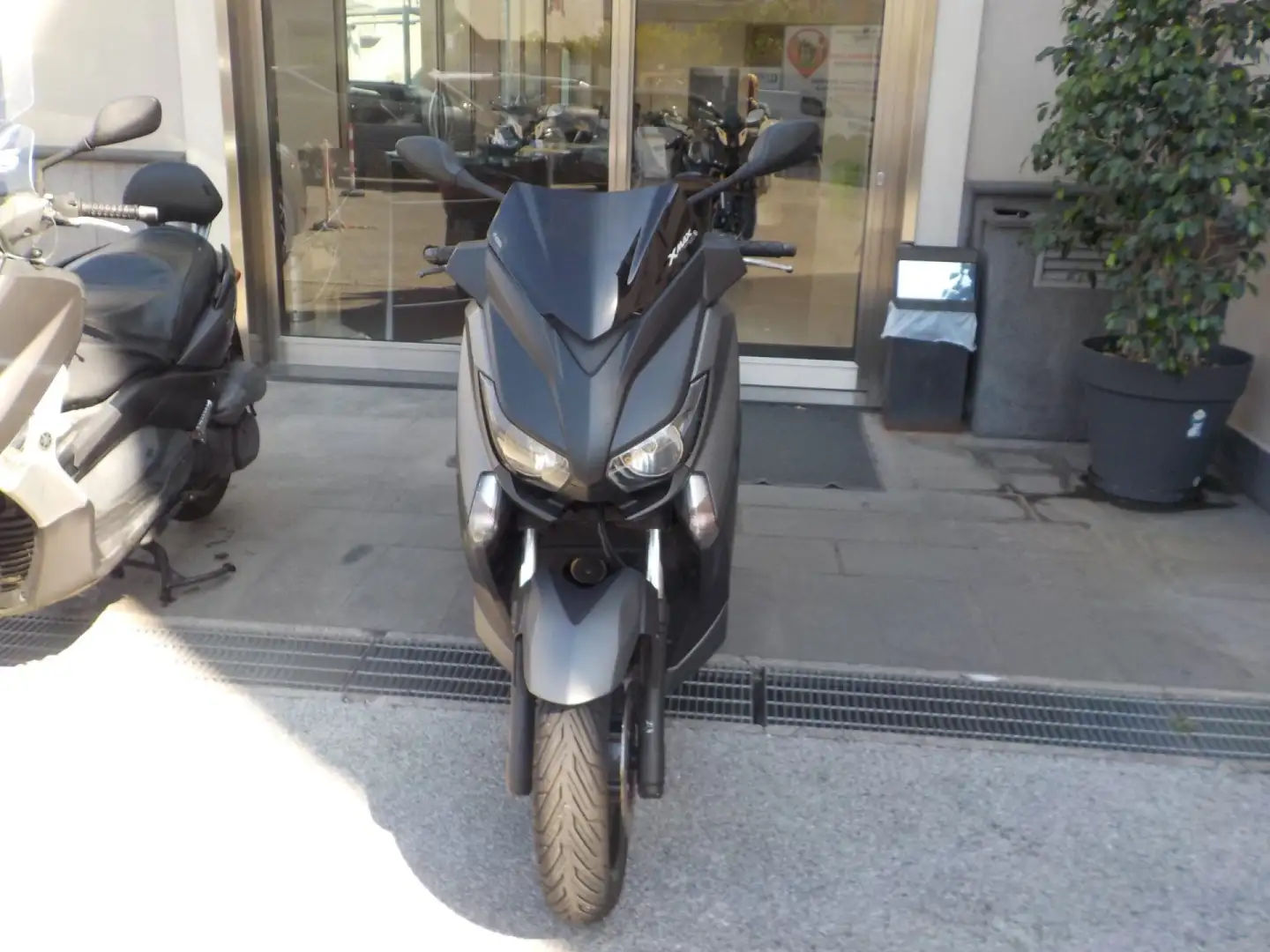 Yamaha X-Max 250 Anno 2016 Grigio - 1