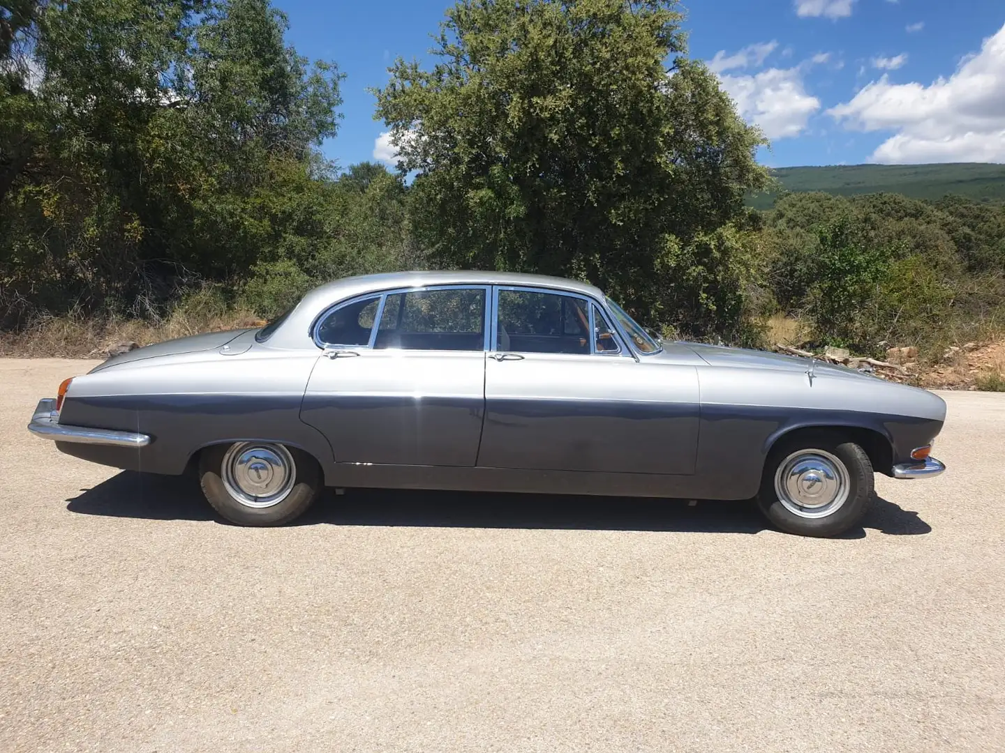 Jaguar 420 420G Silver - 1