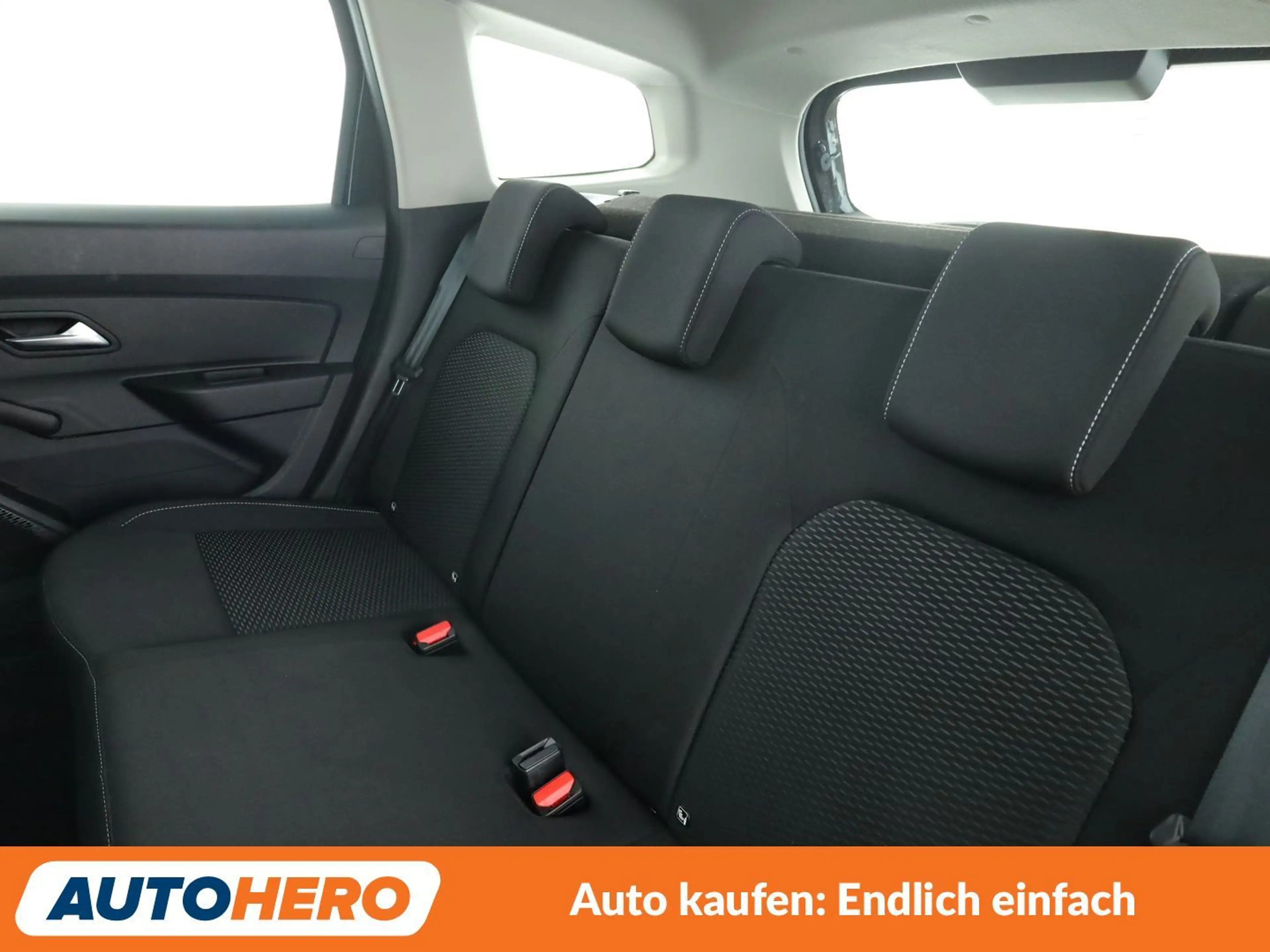 Dacia Duster 1.0 TCe Comfort *NAVI*TEMPO*PDC*SHZ* — photo 14