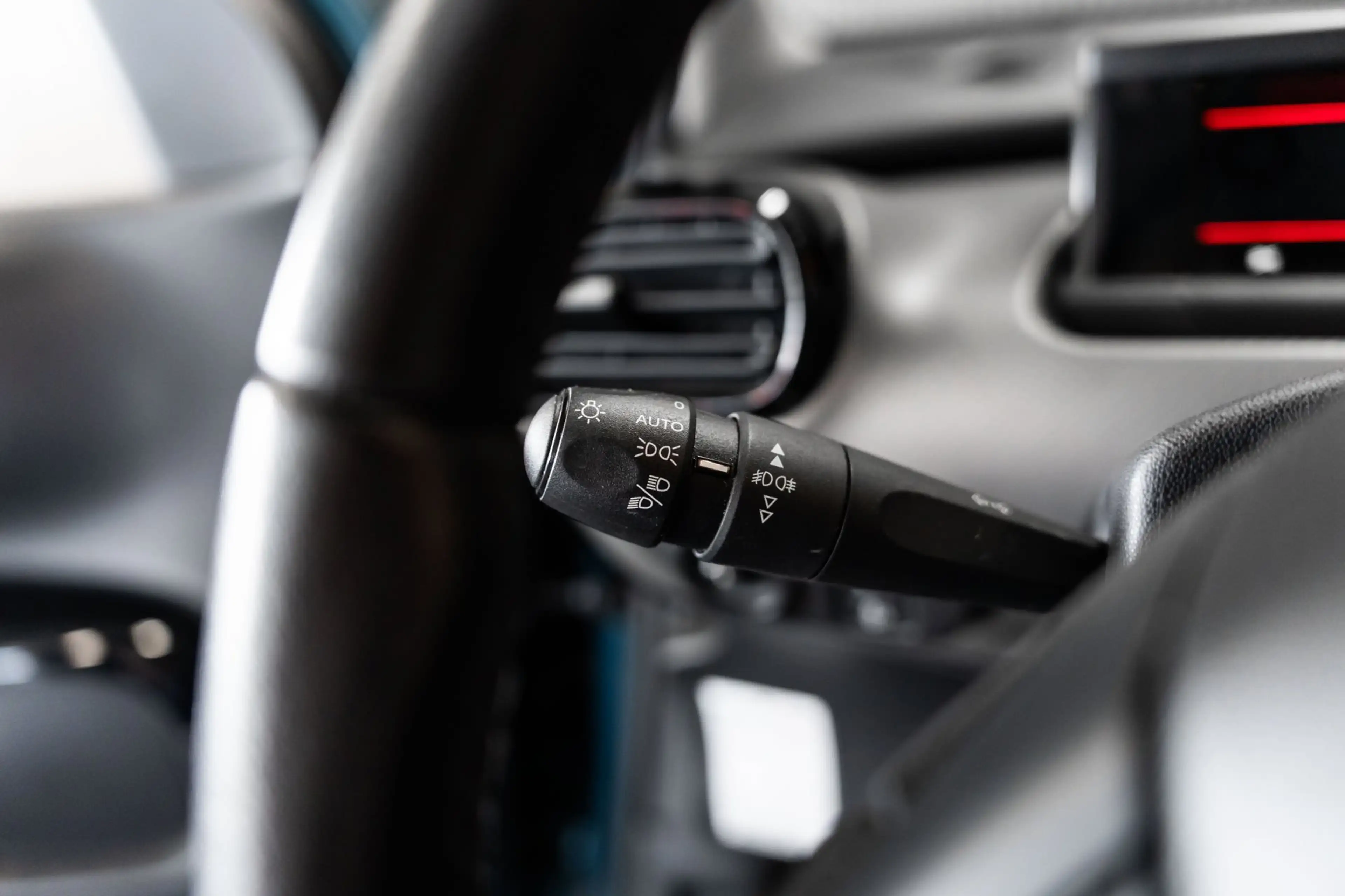 Citroen C4 Cactus 1.2 PureTech Feel I CARPLAY I AIRCO I NAP — photo 15