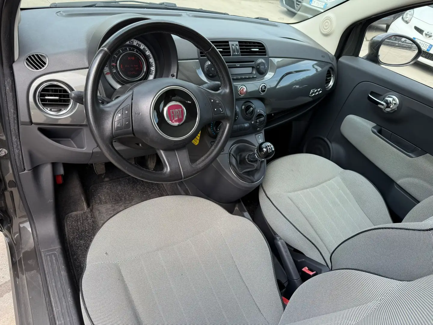 Fiat 500 1.2 Lounge  NEO-PAT Grau - 2
