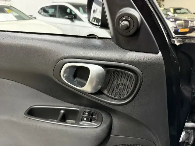 Fiat 500l view 19