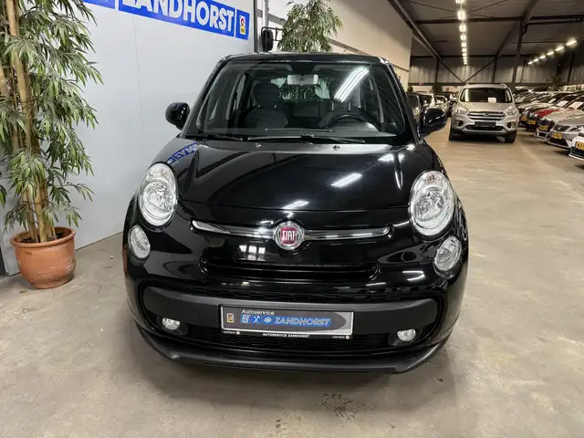 Fiat 500l view 2