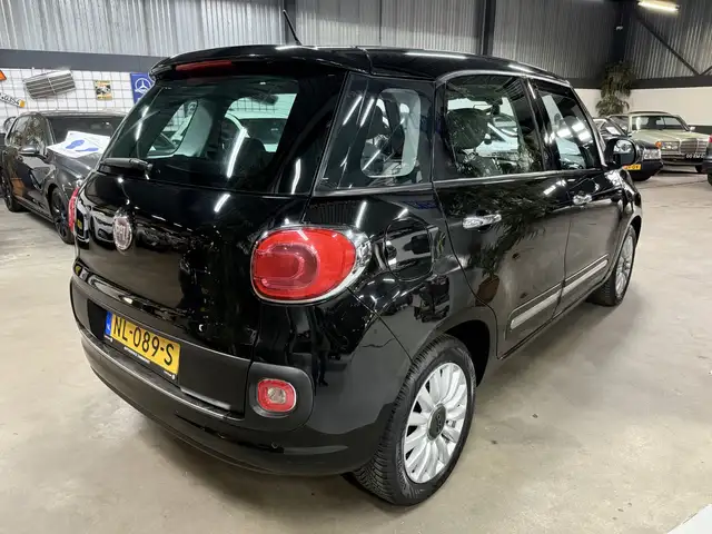 Fiat 500l view 4