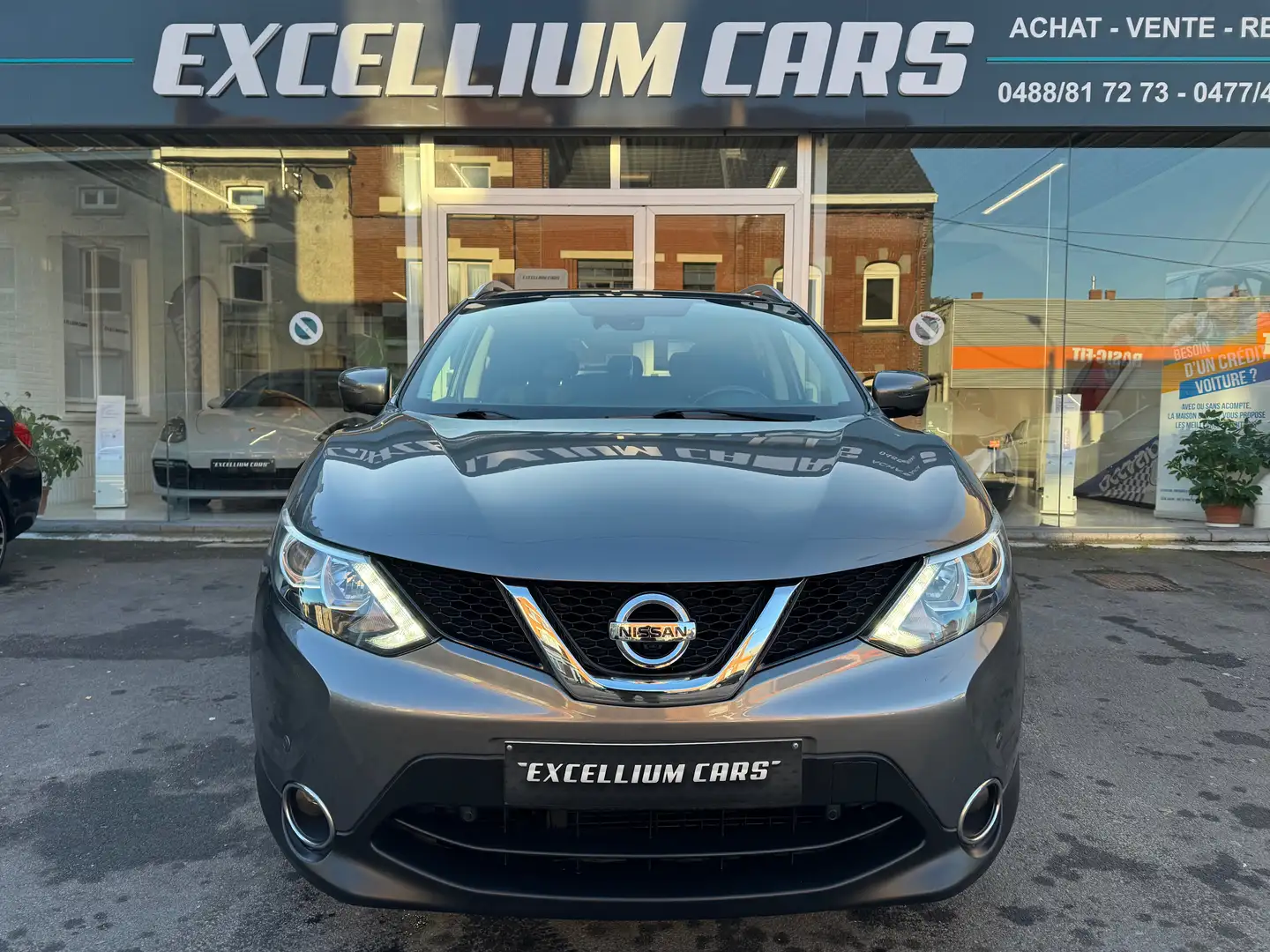 Nissan Qashqai 1.5 dCi 2WD Toit Pano Camera 360 Gps Led Carnet Gris - 2
