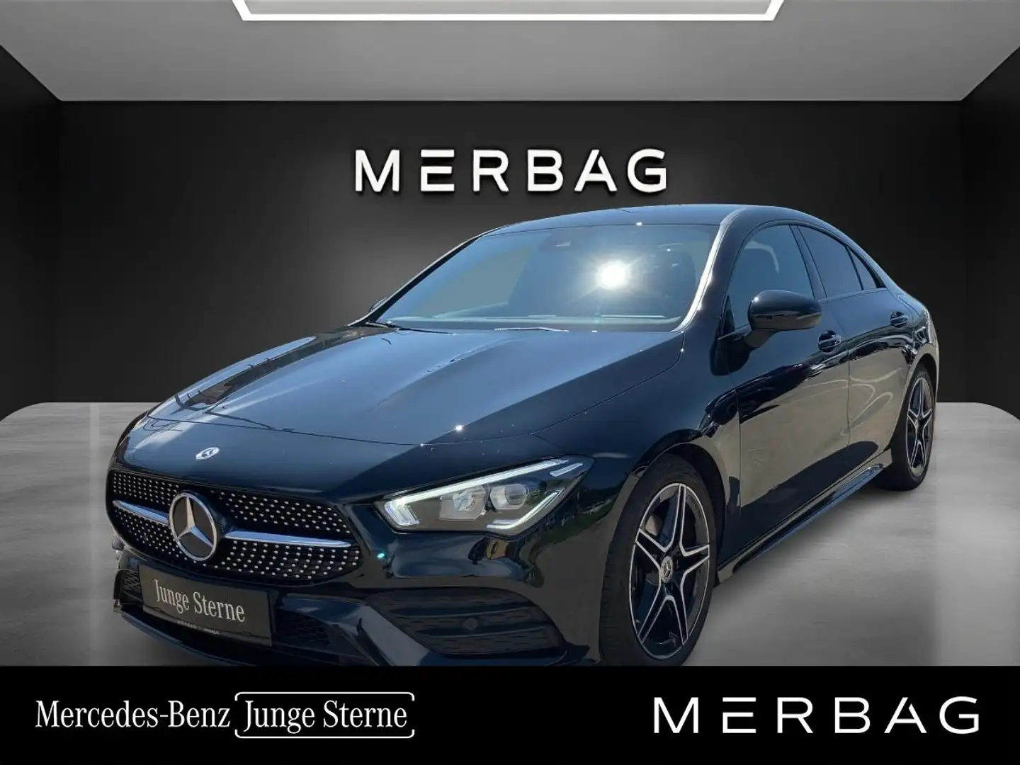Mercedes-Benz CLA 180 d Coupé AMG Line Schwarz - 1