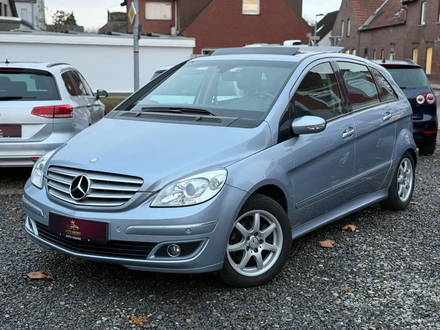 Mercedes-Benz B 200 CDI Pano SHZ AHK Leder TÜV NEU 2.Hand 8xBe Kék - 1