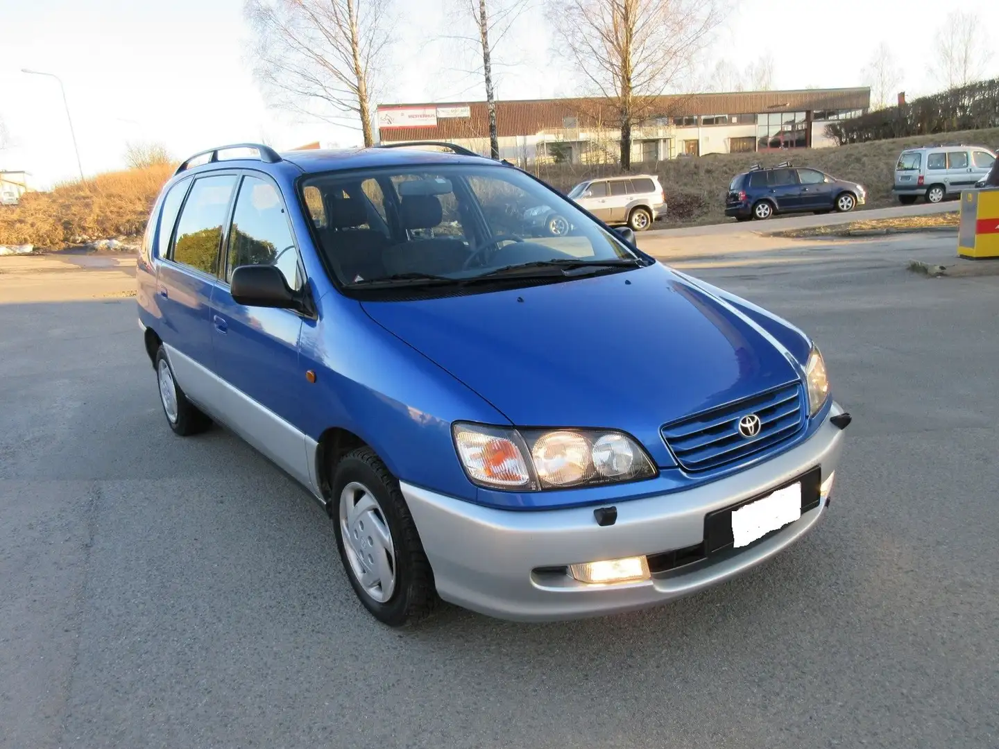 Toyota Picnic Picnic 2,0 i Mavi - 1
