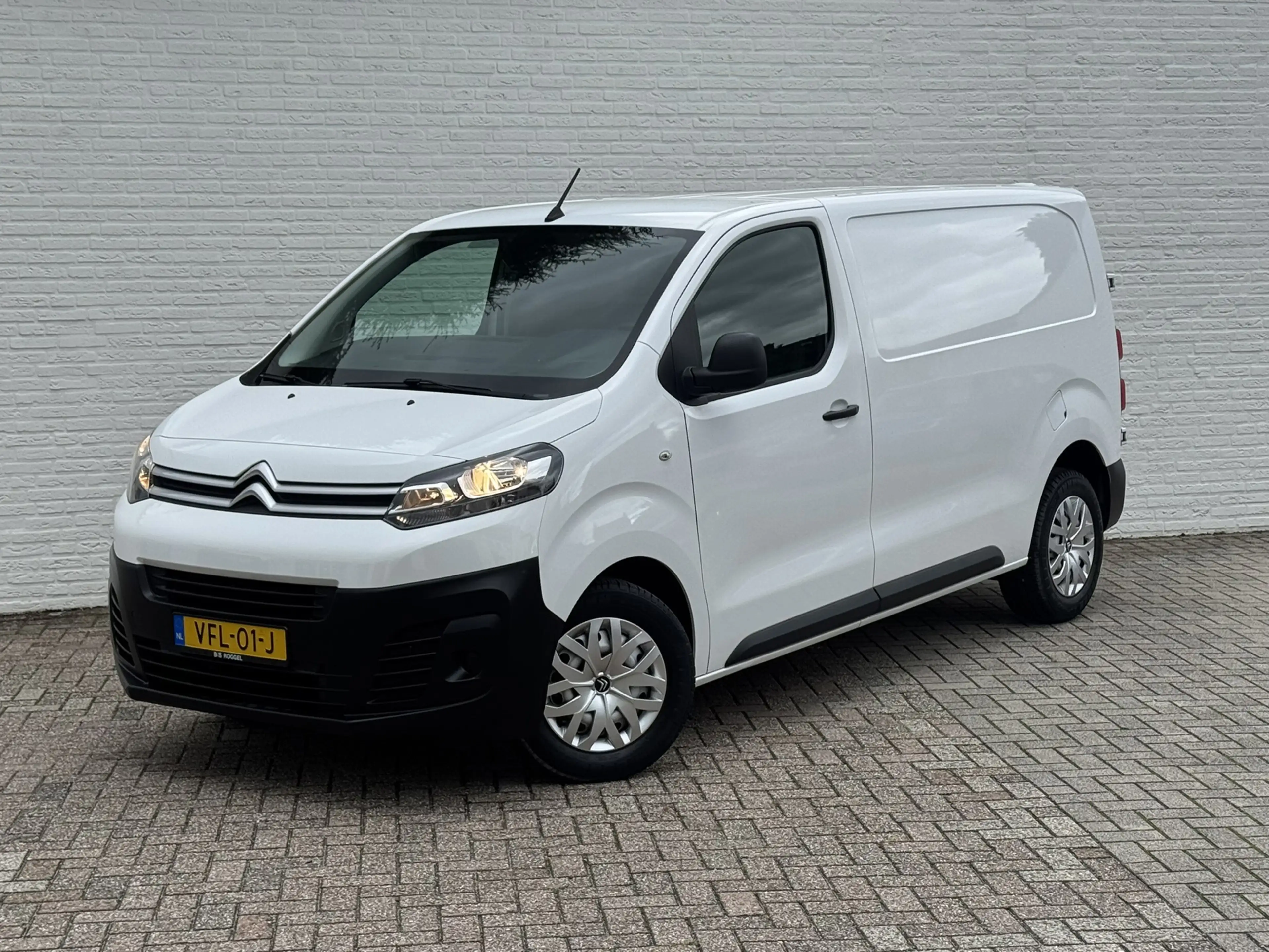 Citroen Jumpy 2.0 BlueHDI 120 M Club Trekhaak Navigatie Airco Ca — photo 30