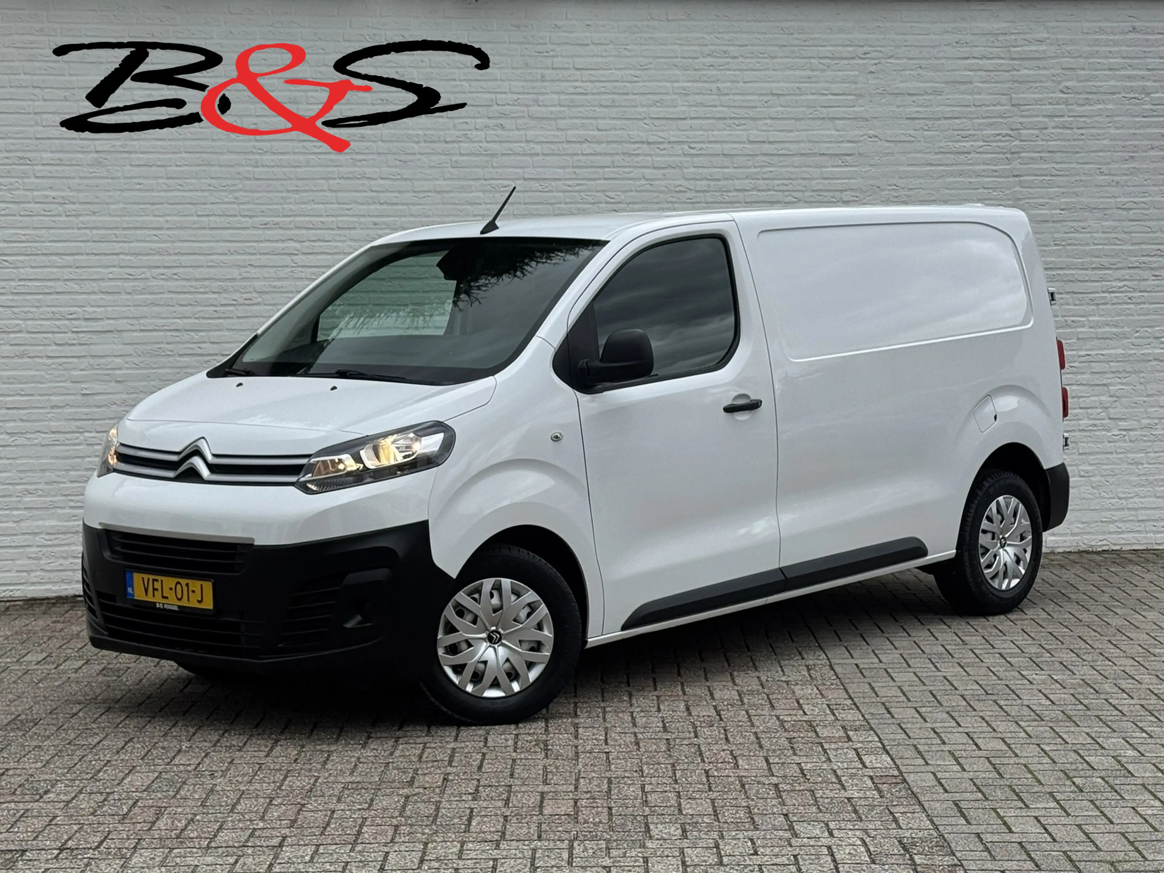 Citroen Jumpy 2.0 BlueHDI 120 M Club Trekhaak Navigatie Airco Ca